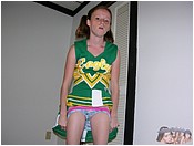 nude cheerleader teen