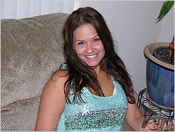Big Breasted Dulce Model